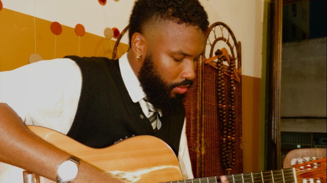 RESENHA NO HALL – ESPECIAL DJAVAN – DANIEL CRUZ  - TEATRO FIRJAN SESI CAXIAS