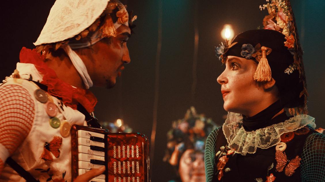Source image — O Patinho Feio - Teatro Firjan SESI Macaé