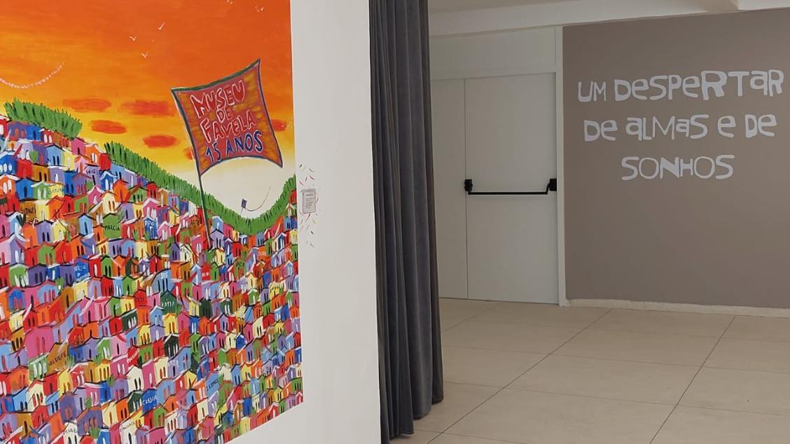 Espaço expositivo da sede do Museu de Favela