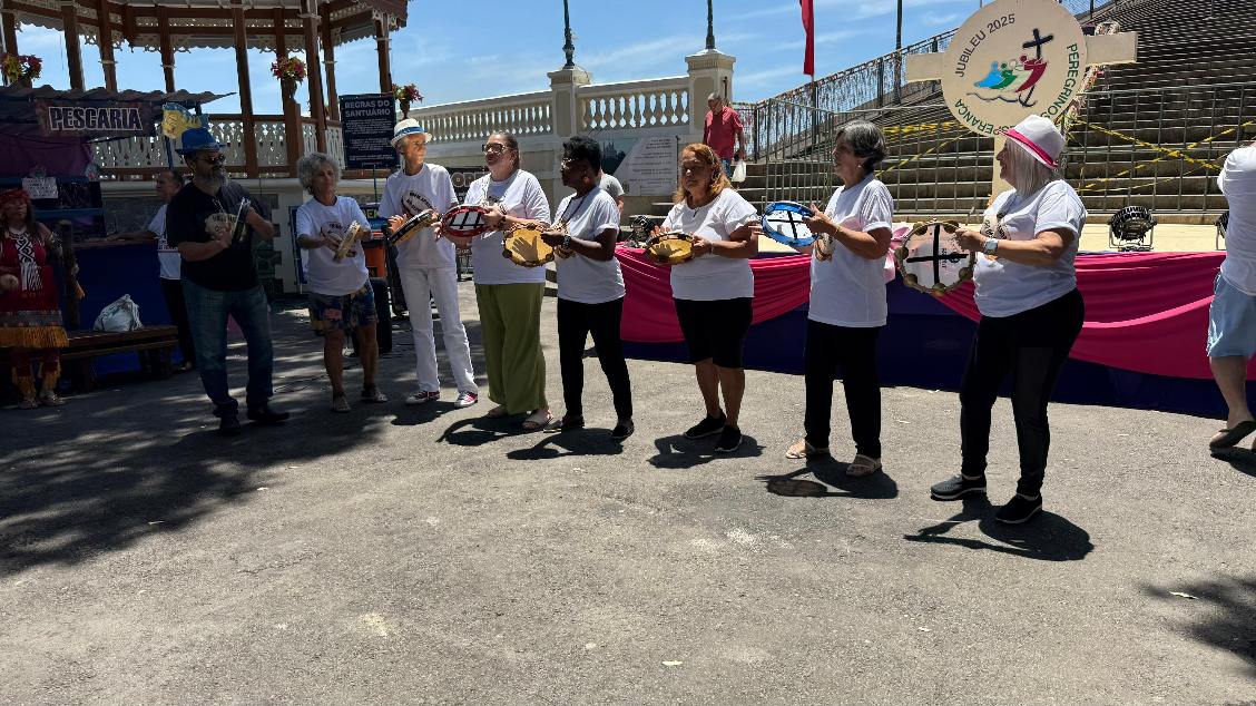 Source image — Semana da Leopoldina - Turma de Pandeiro na Festa da Penha