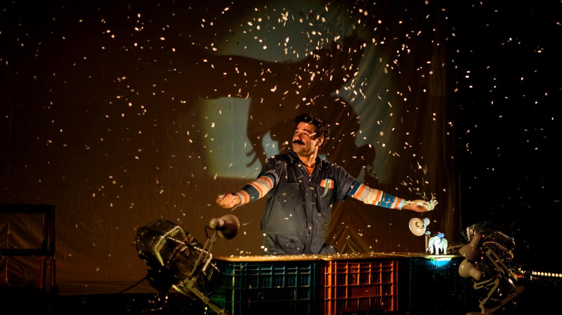 ElefantE - TEATRO FIRJAN SESI CAMPOS