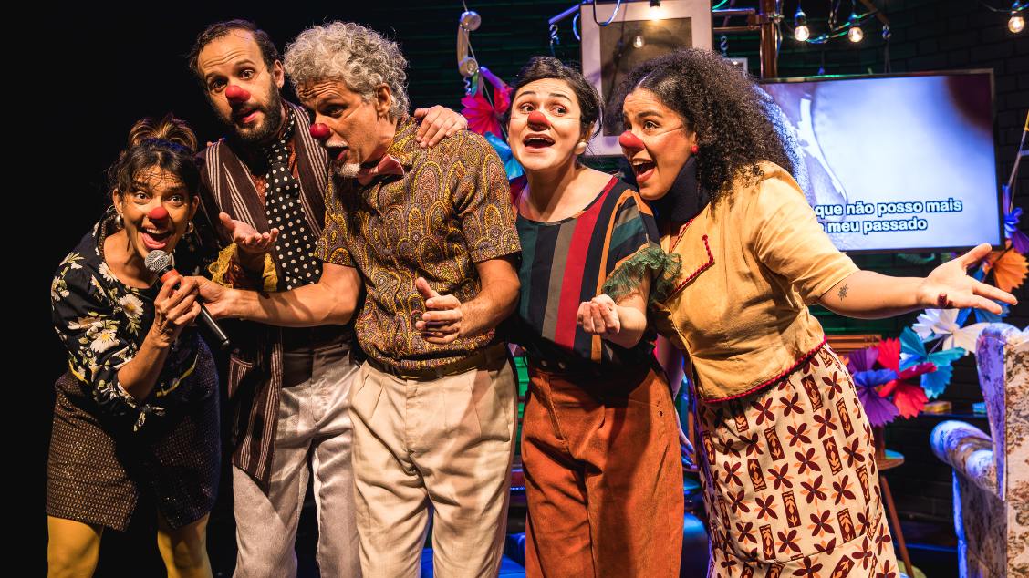 Asilo? • Teatro Firjan SESI Itaperuna