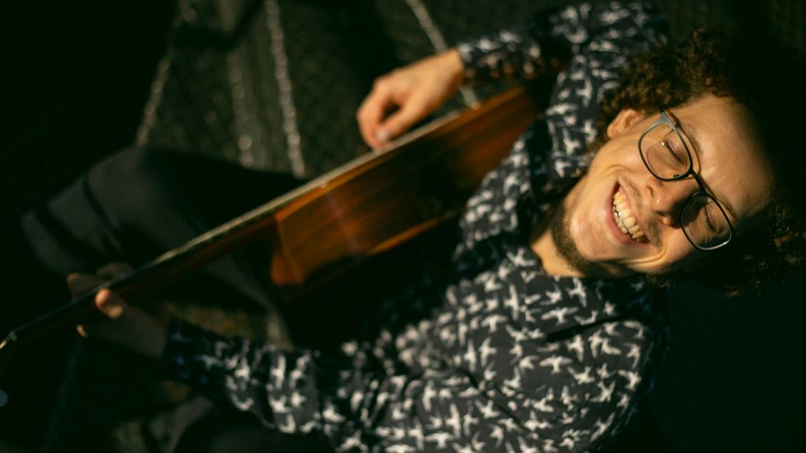 Sarau da Av Rio - Felipe Rodrigues apresenta 'O Violão Solo de Arthur Verocai'