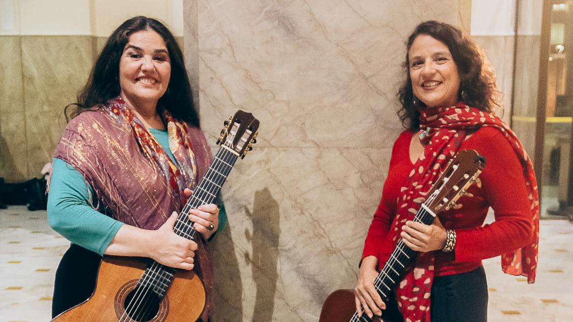 Clássicos Domingos apresenta Duo Madri com Adriana Ballesté e Mara Lucia Ribeiro