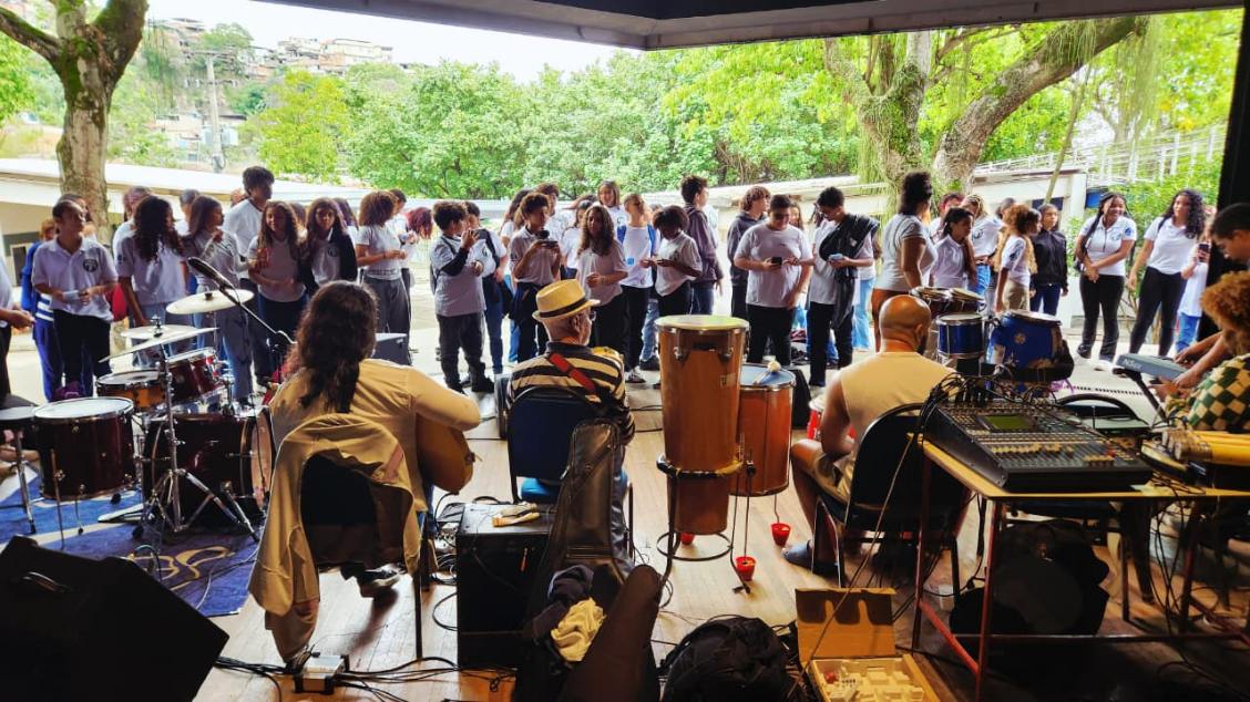 Jefferson Placido e a Música Clássica do Subúrbio no Café com Jazz