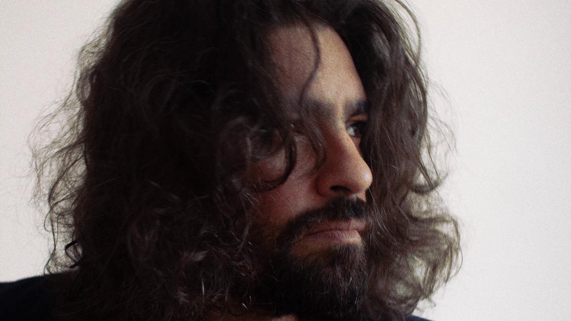 Imagem do evento “Doce Dioniso”: Qinhones Canta Mautner