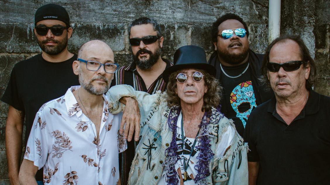 HOJE AINDA É DIA DE ROCK